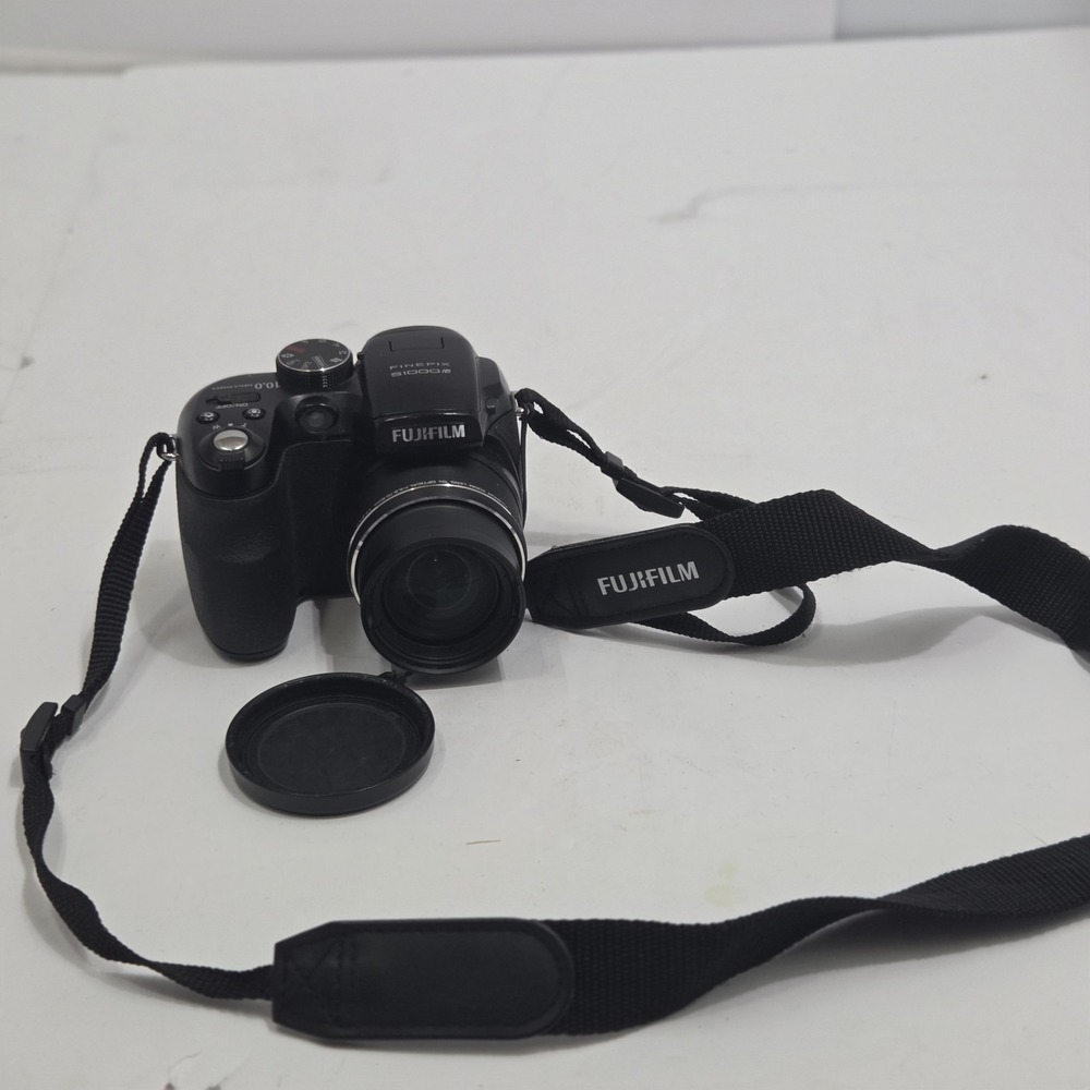 VTG Fujifilm FinePix S1000fd 10.0MP Digital Camera Black 12x Zoom Tested PWC